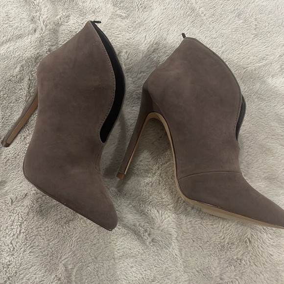 Brown High Heeled Booties - Picture 5 of 5
